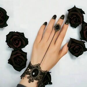 Fashion black lace inlaid oval cut synthetic gems crystal bracelet ring hand har